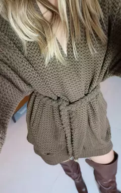 CONJ. KIMONO E SAIA CURTA na internet