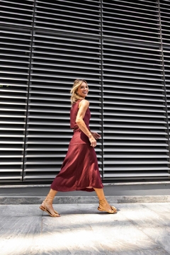 CONJ. TOP E SAIA MIDI COM RECORTES - comprar online