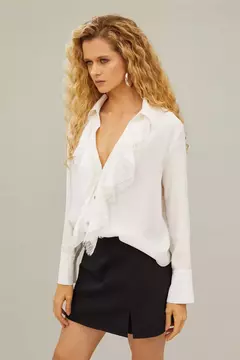 CAMISA VISCOSE C/BABADO NA FRENTE