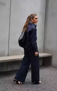 CONJ.CAMISA OVERSIZED E CALÇA PANTALONA - OLIVIA Ecommerce