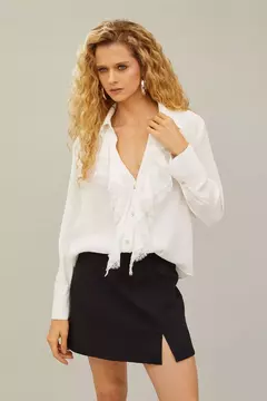 CAMISA VISCOSE C/BABADO NA FRENTE - comprar online