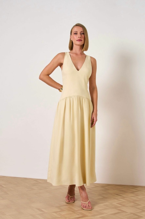 VESTIDO MIDI EM LINHO SIDNEY