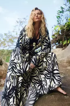 KIMONO BOSSA LIGHT ESTAMPADO na internet