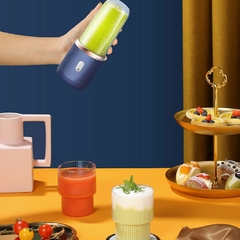 Portable Electric Juicer 400ml Lemon Orange Fruit Squeezer Multifunction Mixer F
