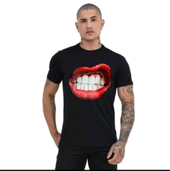 Camiseta Masculina Algodão Slim na internet