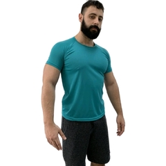 Camiseta Esportiva Masculina na internet