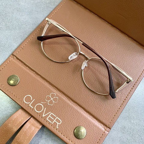 Clover Grau Metal dourado gatinho Nude