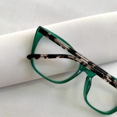 Armação de grau acetato gatinho verde/tortoise - Óticas Clover
