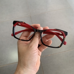 Clover Grau Acetato vermelho e preto na internet