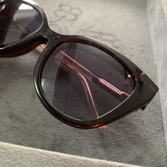 Clover Duo acetato tortoise oversized na internet