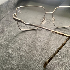 Clover Grau Metal square cinza/dourado - loja online