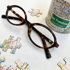 Armação de grau acetato oval tortoise - Óticas Clover