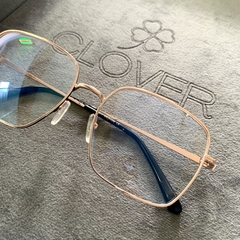 Clover Grau Metal dourado square na internet