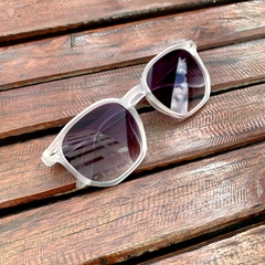 Imagem do Clover Aviator acetato square gelo