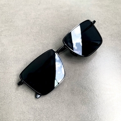 Clover minimalist metal preto na internet