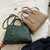 Bolsa Totes LEFTSIDE para mulheres 2023 primavera novo em design de moda escrit? - loja online