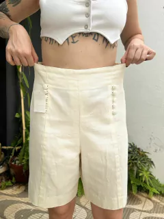 Bermuda off white cintura alta vintage reveillon * Nº 40/42 na internet