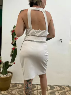 Vestido curto tubinho off white reveillon Guess * G - loja online