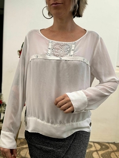 Blusa bata branca pedrarias e couro legítimo reveillon * G
