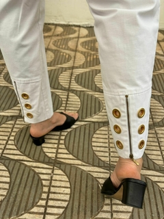 Imagem do Calça branca verão ilhós dourado Amissima anos 2000 * Nº G