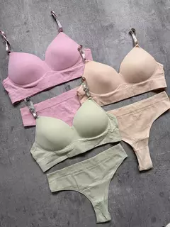 Conjunto Eva
