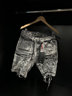 Bermuda Jeans - Cinza na internet