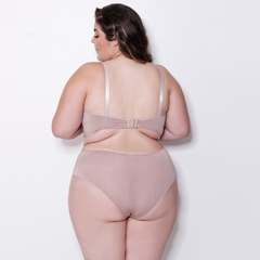 Conjunto Cloe Plus na internet