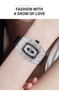 Nova moda de luxo tonneau pulseira relógios para mulher cristal aço inoxidáve - Show Drop