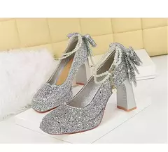 Banquete de casamento novo doce pérolas de um comprimento salto alto feminino s na internet