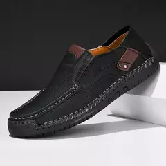 Sapatos masculinos casuais confortáveis deslizamento em mocassins de couro apar
