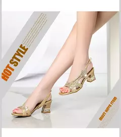 Tamanho grande 2025 conforto conforto sapatos para mulheres saltos claros terno
