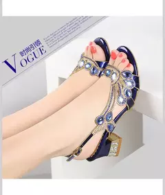 Tamanho grande 2025 conforto conforto sapatos para mulheres saltos claros terno na internet