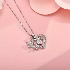 Imagem do Gracioso coração e borboleta strass colar-liga símbolo de amor pingente para mulhres ponderadas