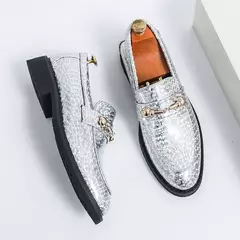 Sapatos de couro brilhantes para homens, mocassins luxuosos, sapatos de banquete - comprar online
