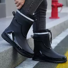 Botas de chuva impermeáveis unissex, sapatos de borracha, reforçados, elegante na internet