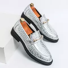 Sapatos de couro brilhantes para homens, mocassins luxuosos, sapatos de banquete na internet