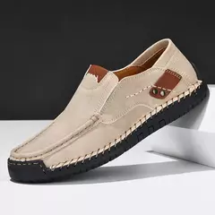 Imagem do Sapatos masculinos casuais confortáveis deslizamento em mocassins de couro apar