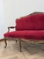 Sillón de sala rojo en internet