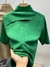 Camiseta feminina de tricô leve - A Fashionista