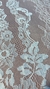 Renda Chantilly Floral Delicada Com Folhas Off White - comprar online