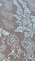 Renda Chantilly Floral Delicada Com Folhas Off White - Virtual Têxtil
