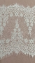 Bico de Renda Chantilly Floral Em Zigue-Zague Off White (peça com 3m) na internet