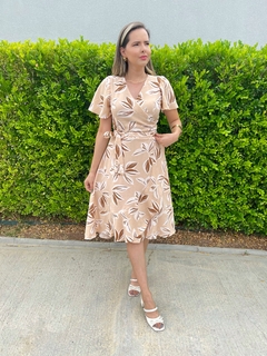 Vestido Lys Envelope Bege na internet