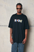 T-SHIRT COLLAGE (PRETO) na internet