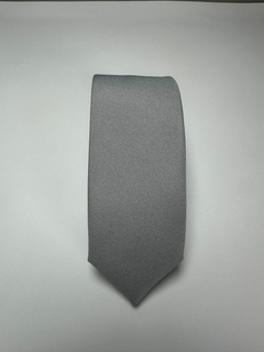 Gravata Lisa Cinza Textura Minimalista - comprar online
