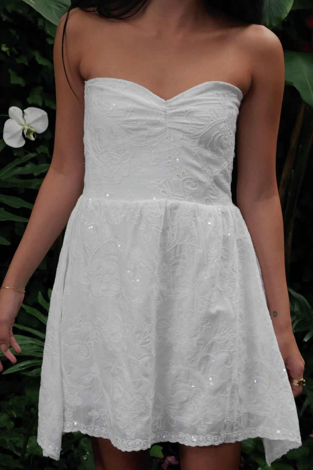 Vestido Paetê Floral Off