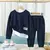 Conjunto Casual Bebê Confort para meninos de 2 a 8 anos com casaco e calça em estilo moderno;
Casaco infantil do Conjunto Casual Bebê Confort em algodão e poliéster com manga longa;
Calça do Conjunto Casual Bebê Confort unissex em tecido confortável para 