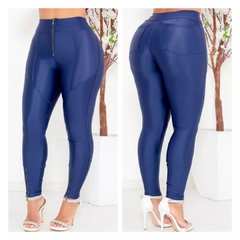 Calça Prada na internet