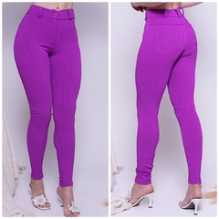 Calça New Chanel na internet