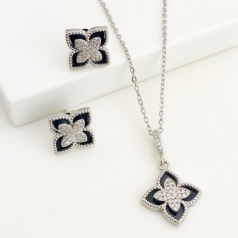 CONJUNTO TREVO CRAVEJADO - comprar online